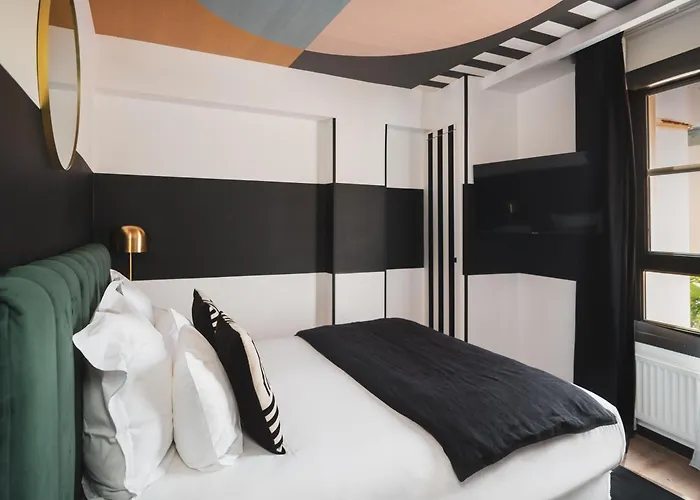 Maisons Du Monde Hotel & Suites - La Rochelle Vieux Port