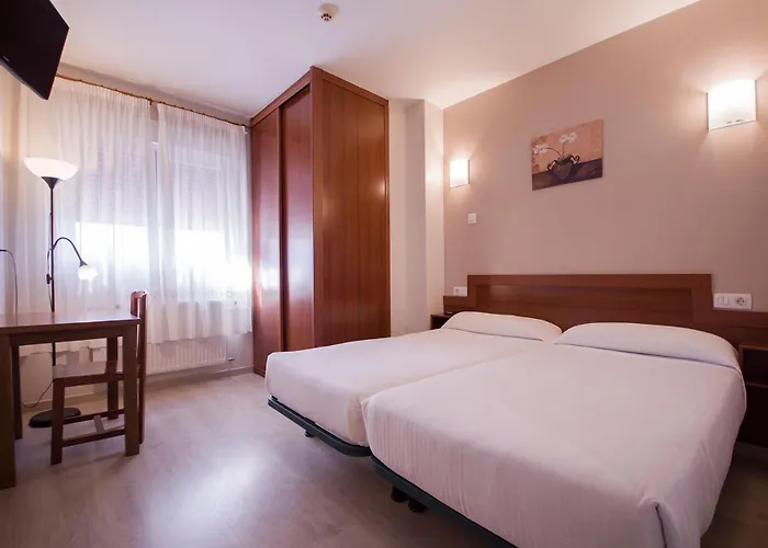 U-Hotel Dario Lugo