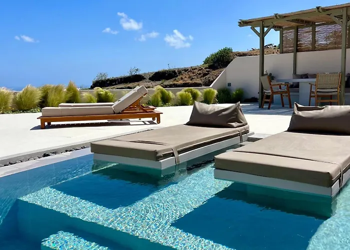 Lavadoze Luxury Suites