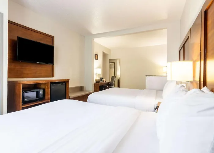 Comfort Suites Near I-80 And I-94