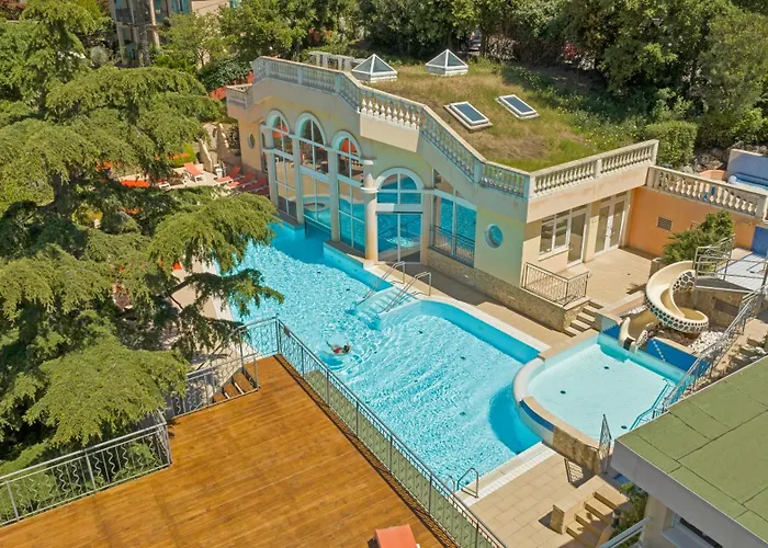 Hotel Les Tourelles