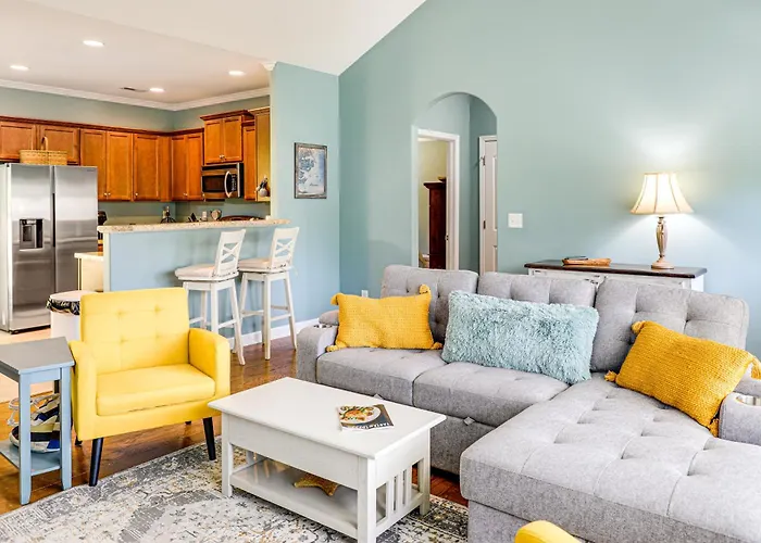 Sneads Ferry Home: Close To Beaches & Boat Ramp!