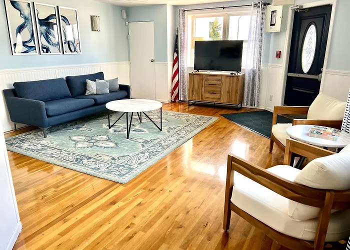 Harbor Landing Resort
