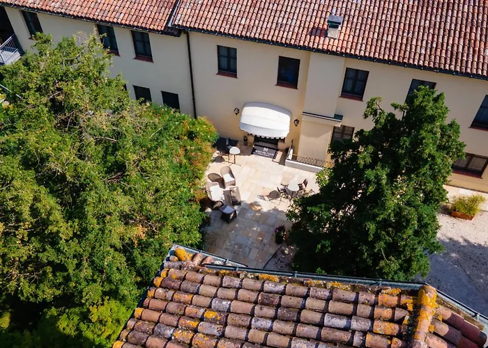 Hotel Villa Nabila Reggiolo