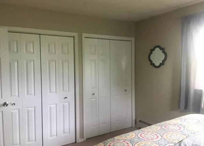 Sand Lake Jewel - Near Airport, Shopping And The Best Sushi In Town!