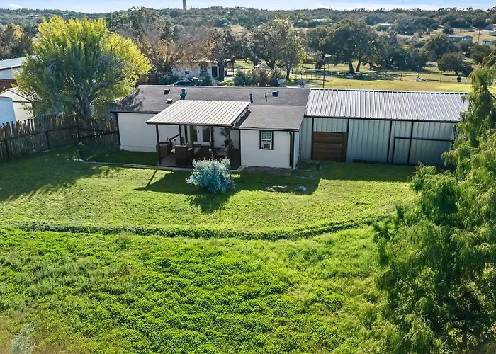 10 Bedroom - Pool - Hot Tub - Pickleball - Firepit