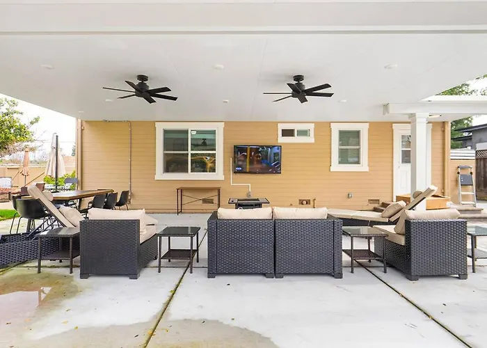 173 - Santa Clara 6Br Stunning Entire House