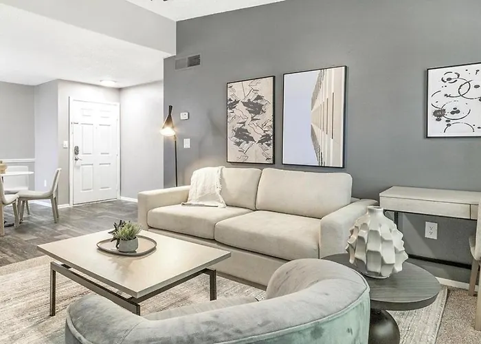 Landing Modern Apartment With Amazing Amenities