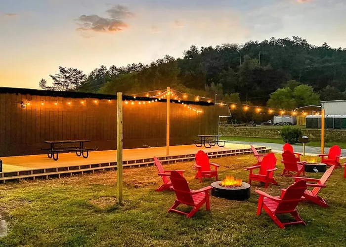 Wildflower Room At The Trailblazer Unit 12