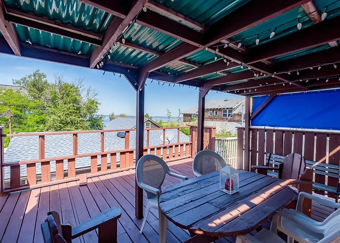 The Blue Parrot Guest House