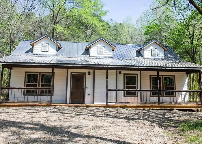 The New Luna Lodge In Broken Bow
