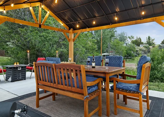 Let's Go Wyoming: Riverfront Retreat at Hot Springs State Park