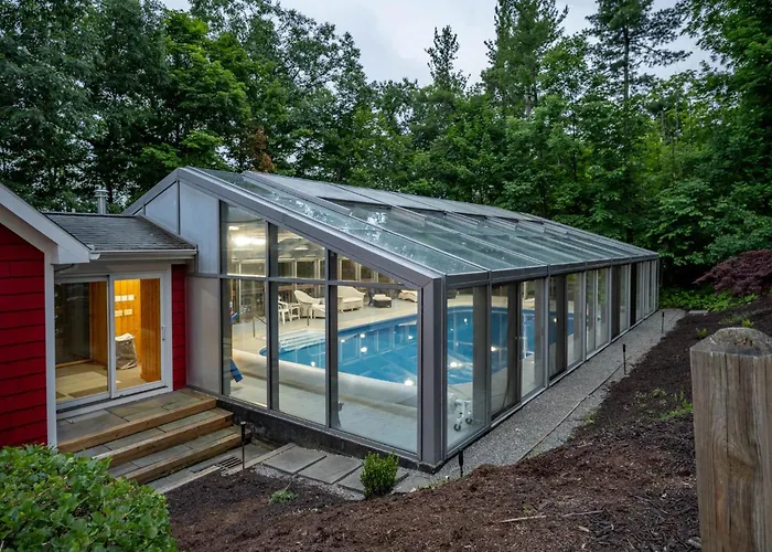 Lake House W/ Indr Pool And Jacuzzi