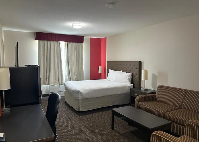 Ramada By Wyndham Estevan