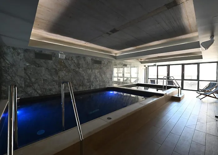 Aniroc Signature Hotel