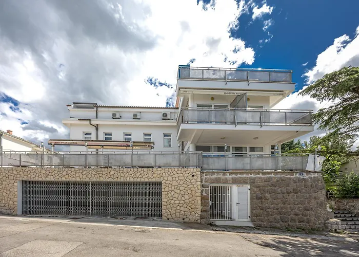 Villa Aurora