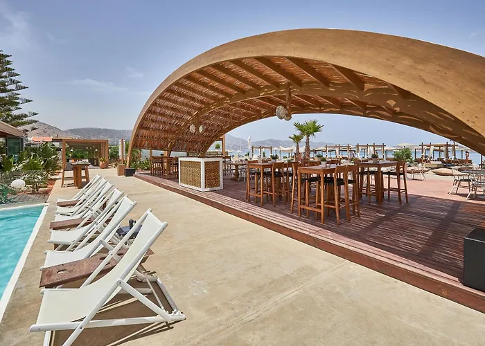 Enorme Teatro Beach - Adults Only