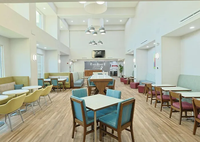 Hampton Inn & Suites Cleburne