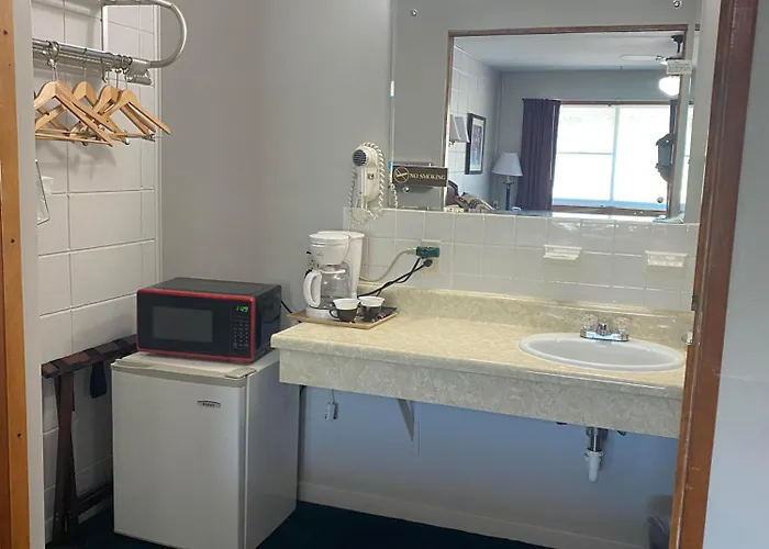 The Madison Inn Motel
