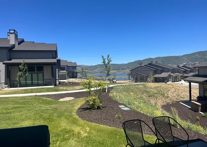4 Bd Ski Villa With Hot Tub And Bunk Room By Lake!