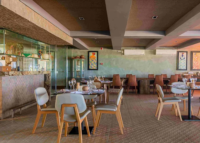 Carmel Charme Resort