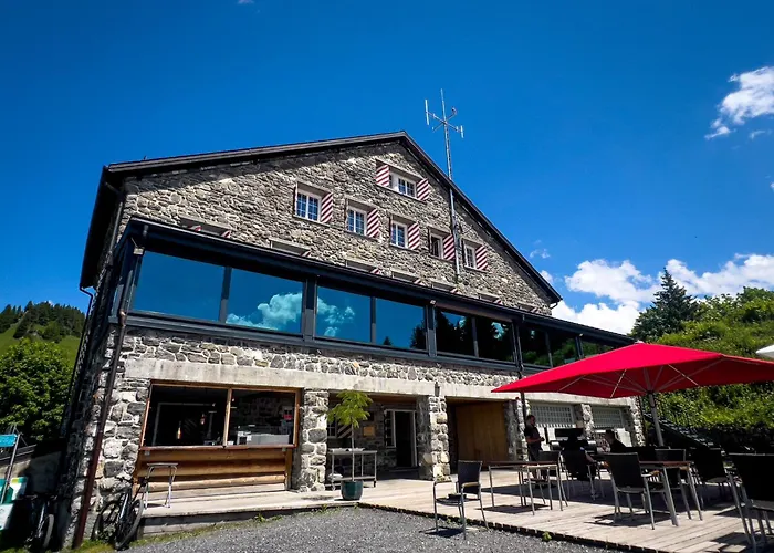 Maison de Montagne de Bretaye accès par le train arrêt Bouquetin