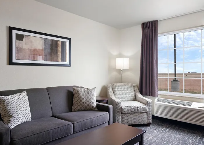 Cobblestone Inn & Suites - Yuma