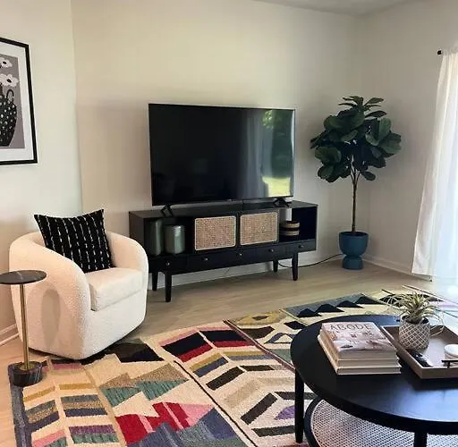 Saugatuck - 1 Bedroom - Sleeps 4