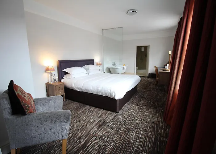 The Saracens Head Hotel - The Coaching Inn Group