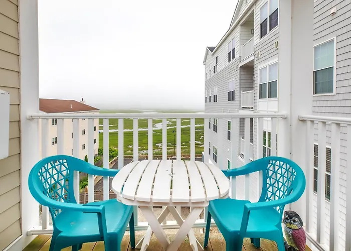 Atlantic Breeze Suites