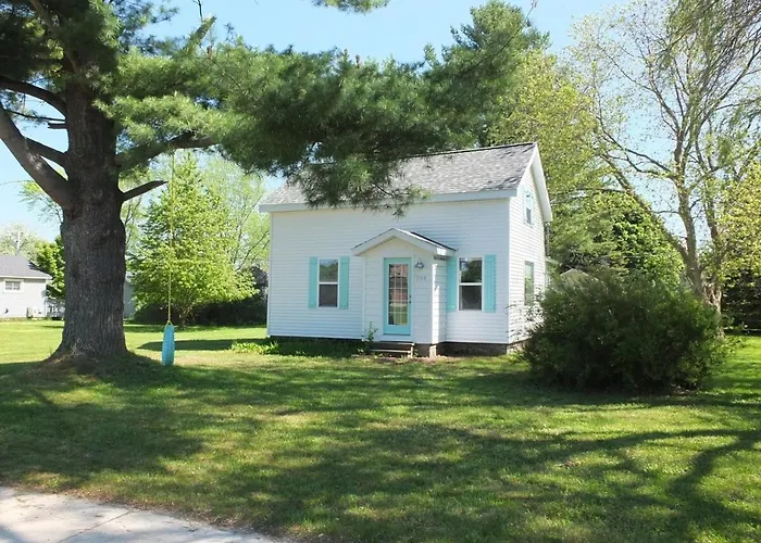Beach Town Escape - Newly-Remodeled & Gorgeous!