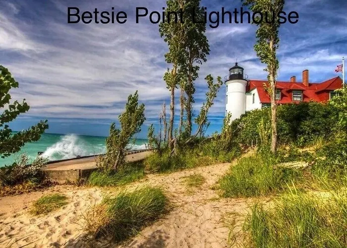 Sunset Bay - Lakefront, Large, And Gorgeous!