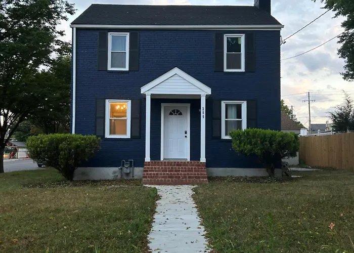 Single Home, 4 Beds, 2 Baths