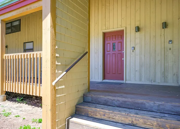 Dog-Friendly Pagosa Springs Studio: Grill & Views!