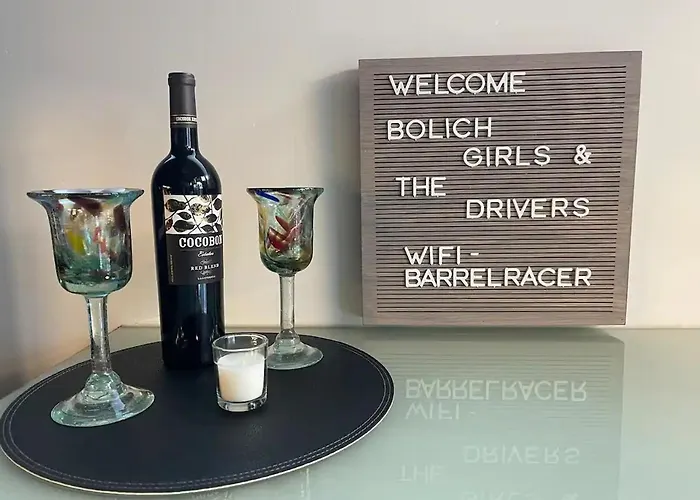 The Wickenburg Guest House