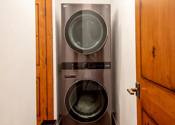 380 Sabala Unit A