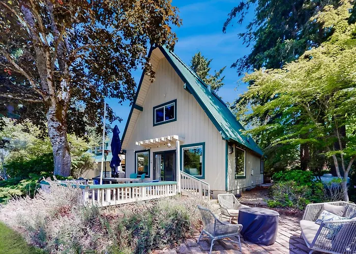 Leisure Lakehouse