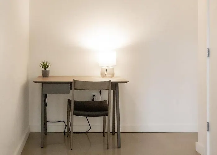 Landing Modern Apartment With Amazing Amenities