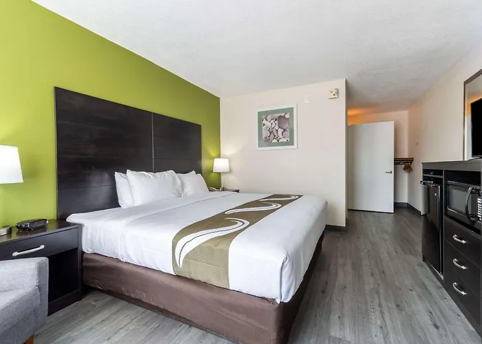 Quality Inn & Suites Vandalia Near I-70 And Hwy 51