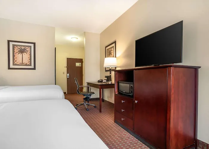 Comfort Inn & Suites Crestview South