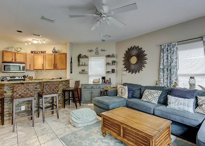 3 Bedroom 3 Ba Updated Luxury Oceanbreeze Bikes & Beach Gear Included