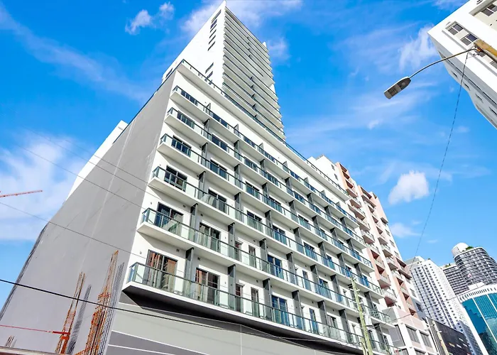 Skyline - Rooftop Pools, Spa, Walk To Downtown & Brickell