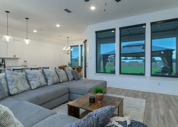 City Zen Modern Country Retreat
