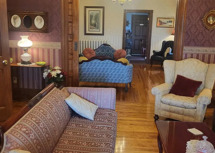 Cranberry Cove Inn