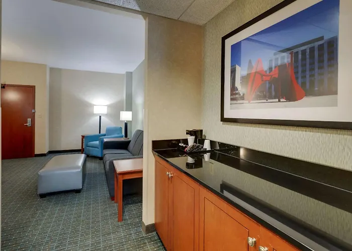 Drury Inn & Suites Grand Rapids