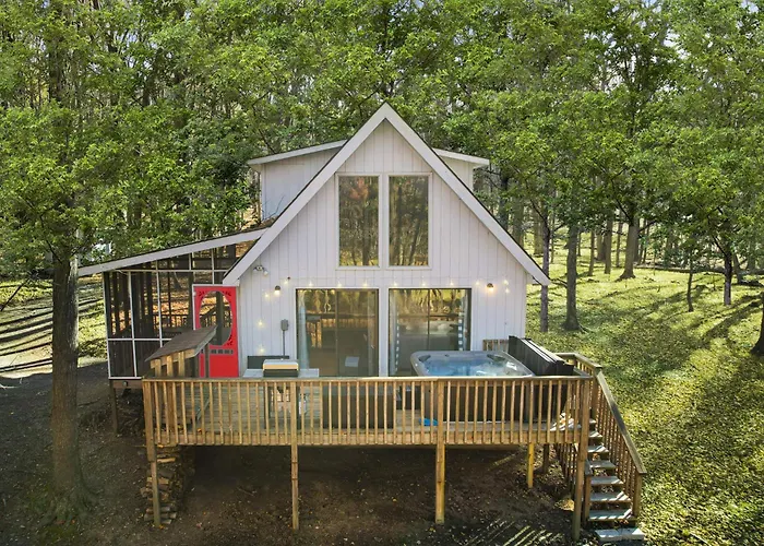 Cabin W Hot Tub & Fire Pit Cacapon State Park