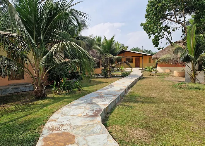 Uzoma'S Lodge