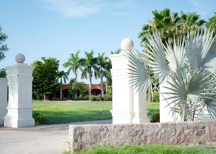 Hotel Hacienda Cazadores