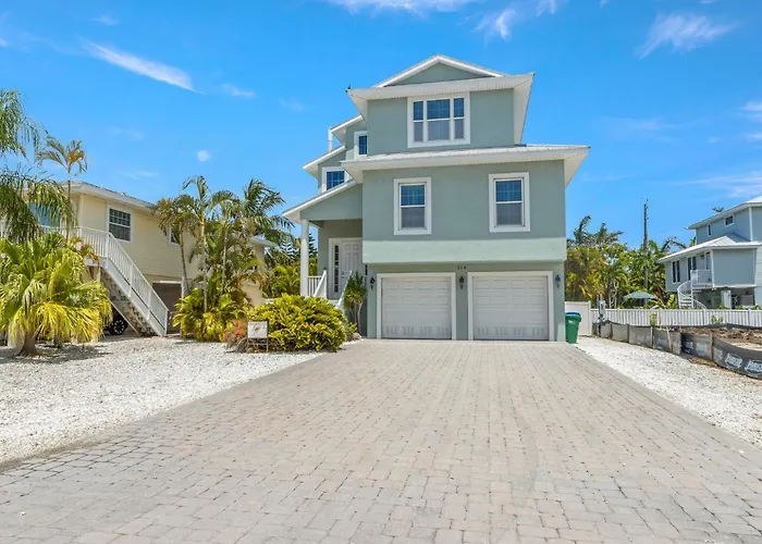Pelican Villa