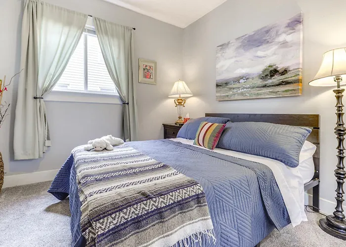 Dog-Friendly Dayton Home Near Downtown + Hospitals